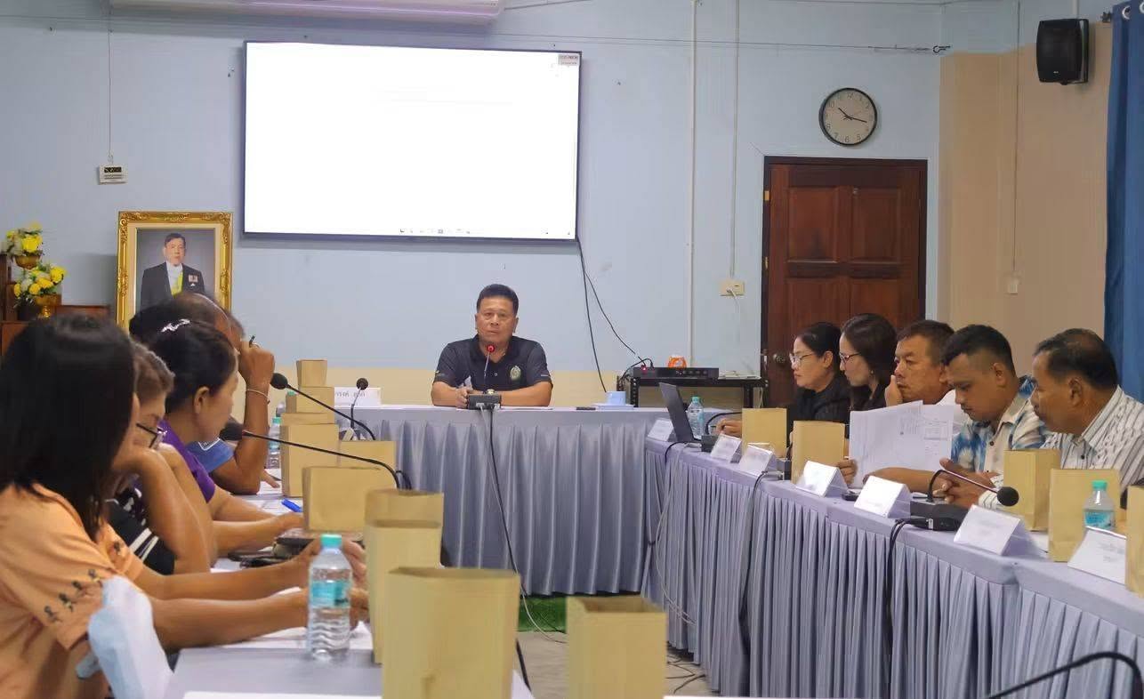  พช.บางแก้ว ร่วมประชุมคณะกรรมการพัฒนาเทศบาลตำบลบางแก้วและประชาคมท้องถิ่นระดับตำบล