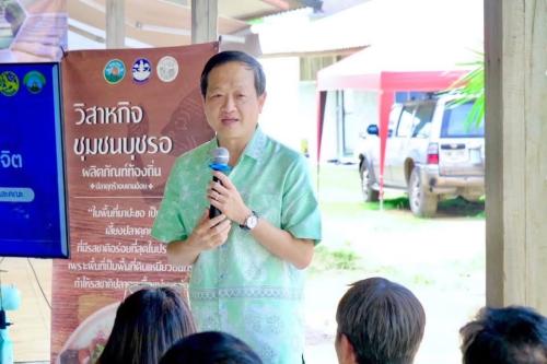 วันที่ 16  มิถุนายน 2568 เวลา 11.00 น. ณ ที่ทำการกลุ่มวิสาหกิจชุมชนบุชรอ หมู่ที่ 11 ต.นาปะขอ อ.บางแก้ว จ.พัทลุง  📌นายสรวิศ แก้วหัวไทร นายอำเภอบางแก้ว พร้อมด้วยหัวหน้าส่วนราชการระดับอำเภอ ผู้บริหารท้องถิ่นตำบลนาปะขอ กำนัน  ผู้ใหญ่บ้าน ตำบลนาปะขอ ร่วม