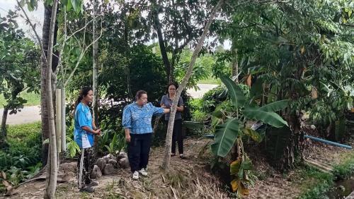 พช.บางแก้ว ลงพื้นที่ติดตามศูนย์เรียนรู้ “โคก หนอง นา” มุ่งส่งเสริมการพึ่งพาตนเองอย่างยั่งยืน 
